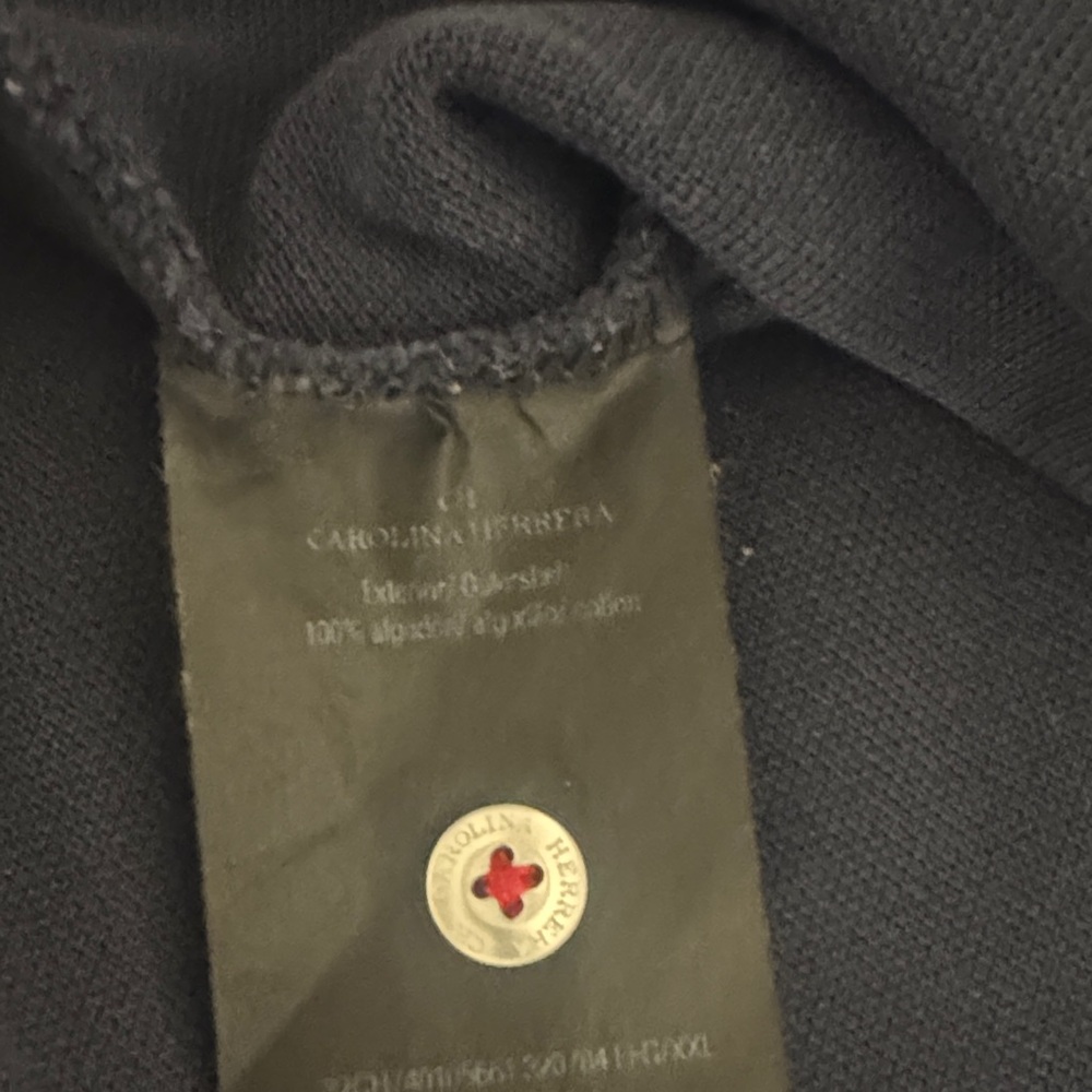 Carolina Herrera Men's Dark Blue Polo with Red Accents - Picture 8 of 10